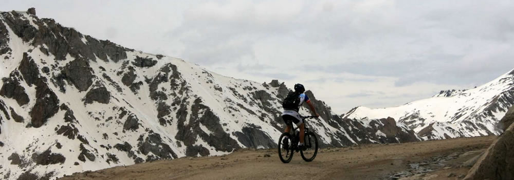 Adventure in Himalaya - Cycle Tour